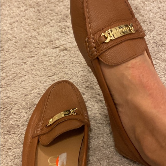 Calvin Klein flats - Picture 3 of 5